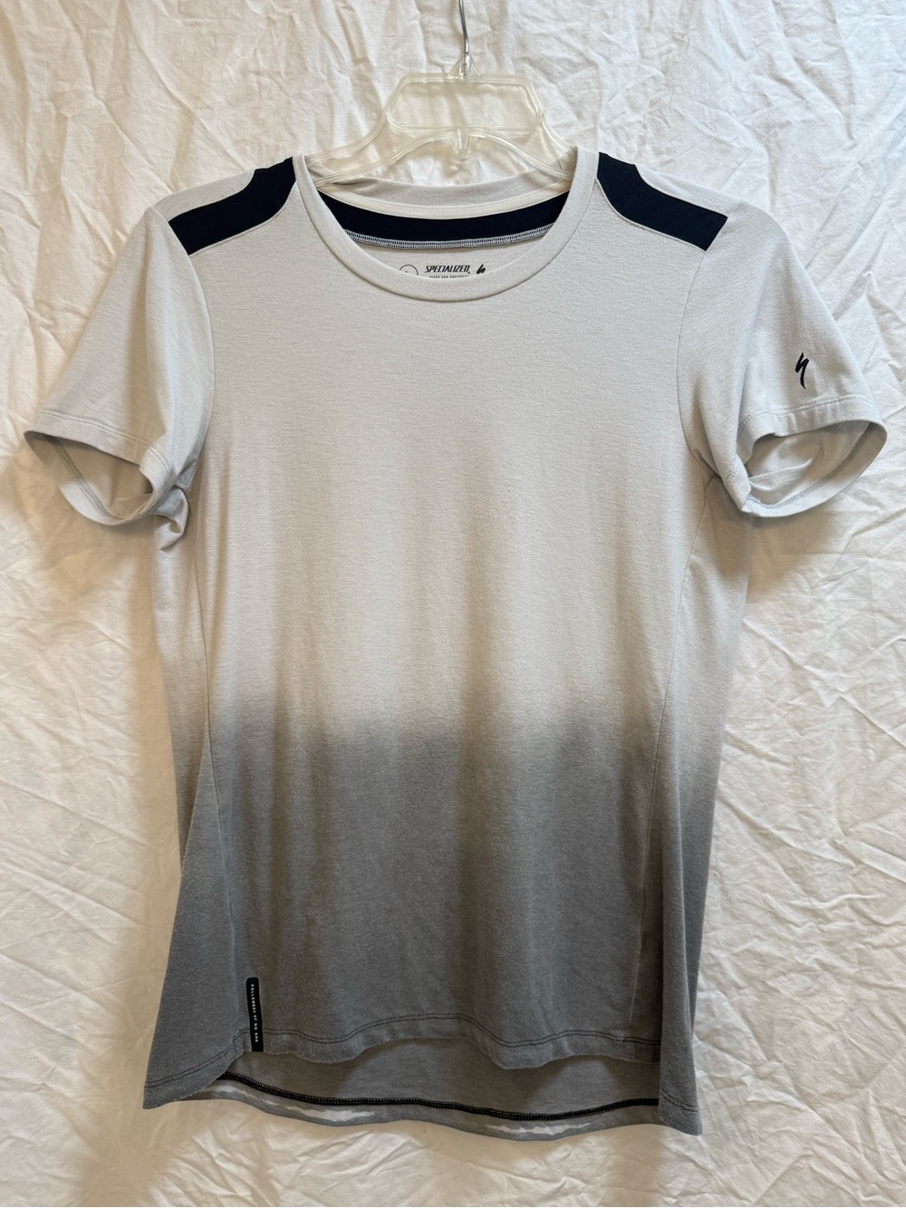 Ladies SPECIALIZED White to Gray Ombre Short-Sleeve Cycling Tee. Size L.